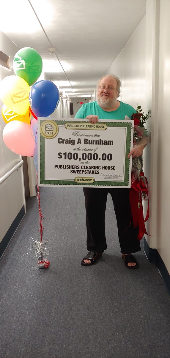 pchdotcom's tweet photo. This winner is a Red Diamond with a Big Check, &amp; played every day w no regrets! Craig B. just found out what the power of persistence can do by adding $100,000 (Gwy. #10074) to his bank account! Enter daily &amp; possibly join the PCH Winners Circle! https://t.co/D4plgwBFDu https://t.co/G1BoYD5mKJ