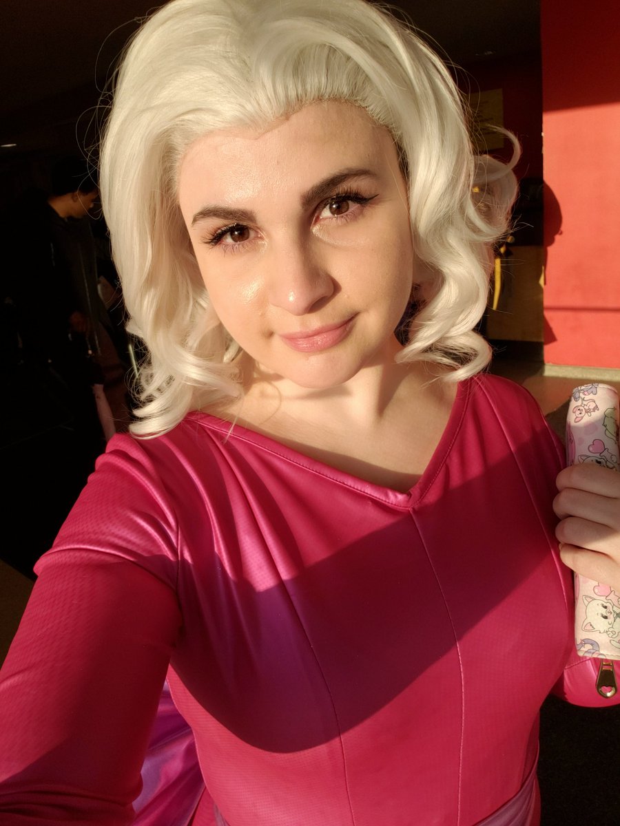 witchhearted's tweet photo. i look like a decadent pastry https://t.co/iAynapLCgX