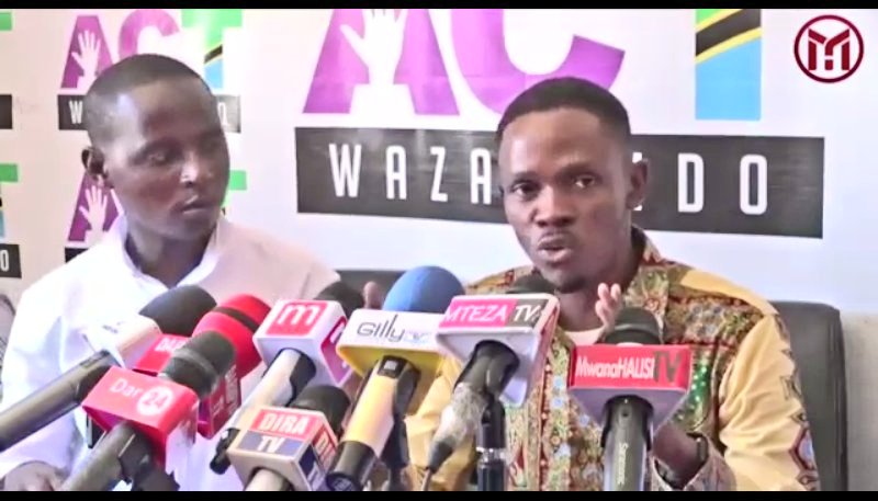 akmul_abeid's tweet photo. Vijana tuna future zetu,sisi ni taifa la leo na kesho,tukikosa kuchagua viongozi wakusimamia haki zetu tutajiingiza shimoni. Naamini kupitia @ACTwazalendo watatuvuusha salama na tutafika katika malengo chanya tunayoyapigania @zittokabwe @SeifSharifHamad @IsmailJussa @MazruiNassor https://t.co/ytidzYZMcY