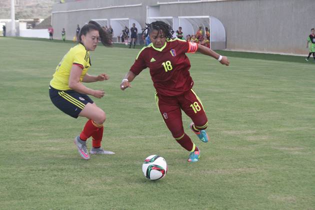 La delantera vinotinto, Ysaura Viso, se desplazará hasta China🇨🇳 para formar parte del BSU de dicho país convirtiéndose en la primera jugadora venezolana que jugará en el balompié chino #GrandeVzla