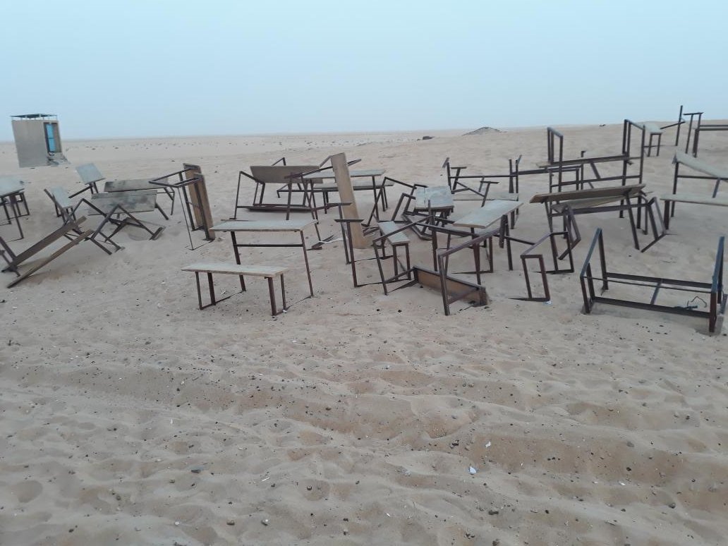 RandaneMohamed's tweet photo. La lutte la plus noble c'est celle que l'on mènent pour garder notre dignité ,préserver nos droit fondamentaux.
Donc l'éducation est un droit fondamental. 
#StopGreve #OnVeutEtudier 
@EducationMali 
@araoune/@taoudeni https://t.co/942Hp0i3Rz