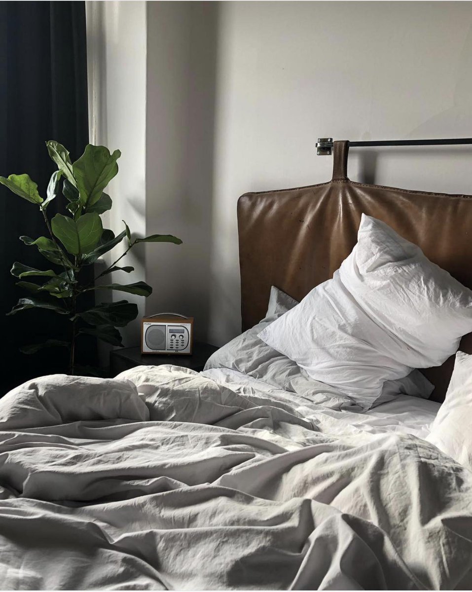 bedfolkhq's tweet photo. More dreamy Bedfolk bedrooms in time for the weekend. All the bed-spo.
https://t.co/87idRE2YLK
#friyay #weekend #liein #sleepy #bedfolk #bedroomdesign #dreambedroom #bedding #bed #mybed #interiordesign #home #interior #decor #design #bedsheet #duvet #sleep #love #bedsheets https://t.co/jrNDHyadko