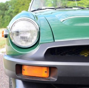 PlayMakeModel's tweet photo. Yeah! It's Friday. Let's celebrate with some #FrontendFriday pics. Think you know cars? #PlayMakeModel #Porsche #MGcars #ClassicCars #SportsCars #BritishCars #GermanCars #LuxuryCars #SpringDay #Convertible https://t.co/4eyUUJ5dUL