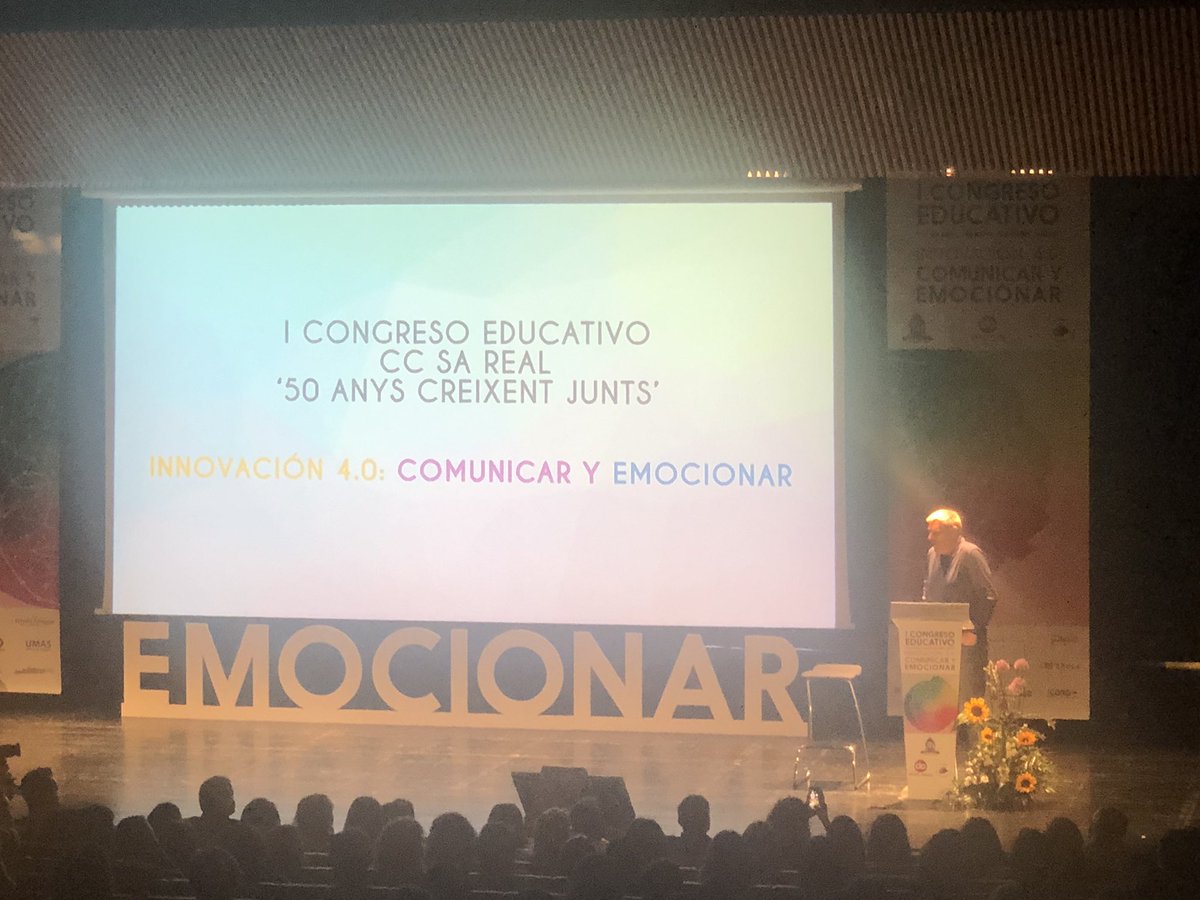 as_pedroche's tweet photo. Comenzamos la primera ponencia de David Bueno! https://t.co/BKMYpMIAyR