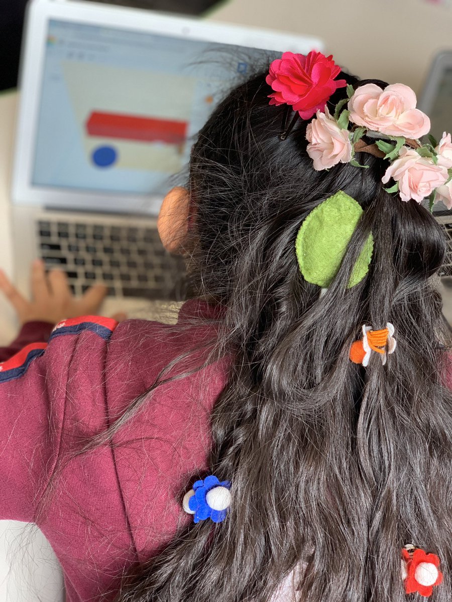 MsSarno93's tweet photo. Coding and creating with CRAZY HAIR! @RoyDeShaneIC @CCSD93 @RDPrincipalD93 #spikestyle https://t.co/qtqJTSn7wg