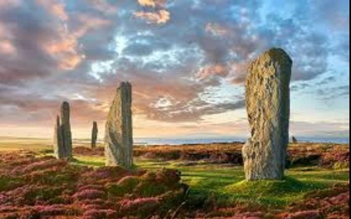 Want a chance to visit #Outlander locations? Win an All-Expenses-Paid ✈️Trip to Scotland for Two 🏴󠁧󠁢󠁳󠁣󠁴󠁿9/14- 9/25. $10/entry 😳 go.rallyup.com/Sosasstrip/

💯% Proceeds benefit <a href="/mariecurieuk/">Marie Curie</a> Soon ➡️ $4000 raised💗 By @greyhoundsmokey