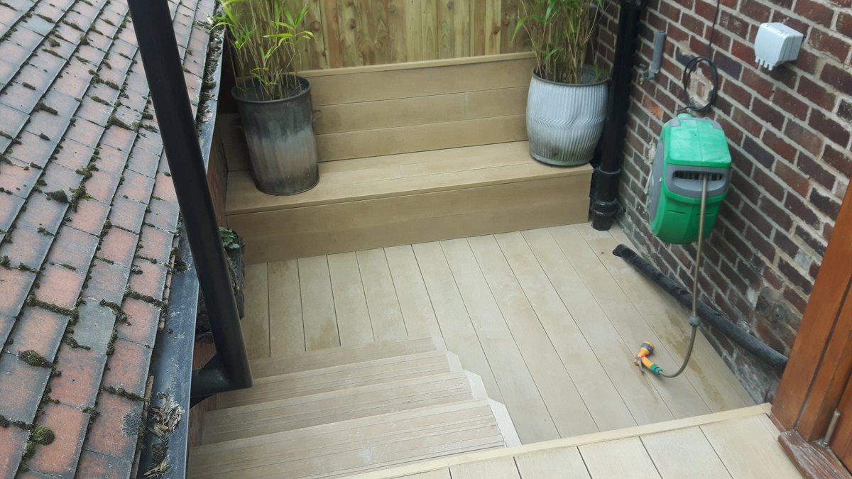 PclarkDecking's tweet photo. #didsbury #manchester just the glass to go in. https://t.co/eNEF2kpDZA