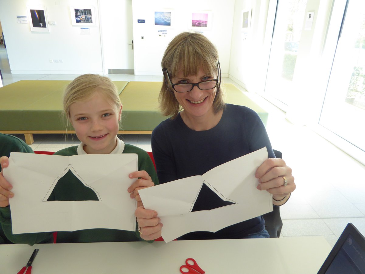 leighfield_acad's tweet image. A huge thank you to Uppingham School&apos;s Maths Department for organising a fantastic &apos;Women in Maths&apos; event. 23 young women have come away feeling very inspired and eager to explore further the many fun aspects of this amazing subject! 🙂 👍@UppMaths @DSATMaths @UppinghamSchool