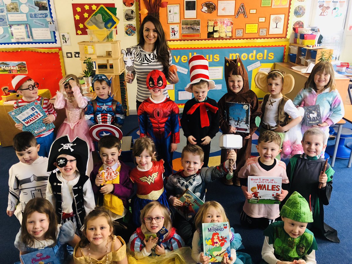 PenllergaerP's tweet photo. World Book Day π π We are crazy about reading in Reception. #ppsrec #ppslit https://t.co/7HMdehzLjE