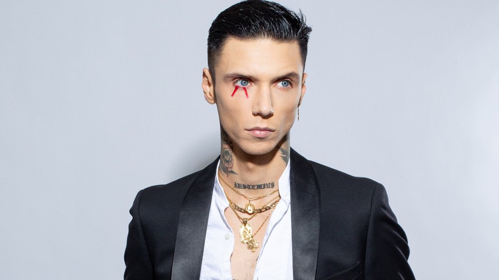 Ahead of his UK solo tour this July, <a href="/andyblack/">Andy Biersack</a> explains what these forthcoming live shows will consist of. kerrang.com/the-news/andy-…