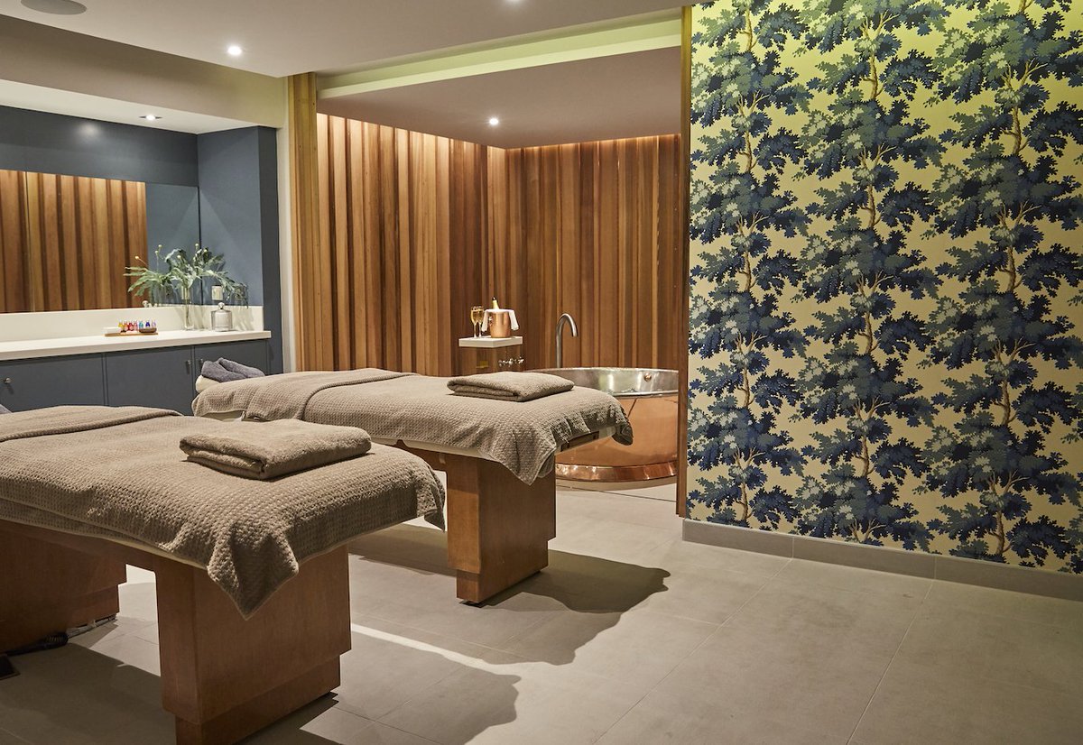 SpaVoice's tweet photo. WOW! 20% off any spa treatment* on the 2nd or 3rd of April 2019 for all UKSA members attending our Spring #Networking Event which is being held at the Rudding Park Spa Venue! Thank you Rudding Park Hotel *subject to availability #spa #wellness #spaprofessionals #spadirectors https://t.co/watJnVp7ZV