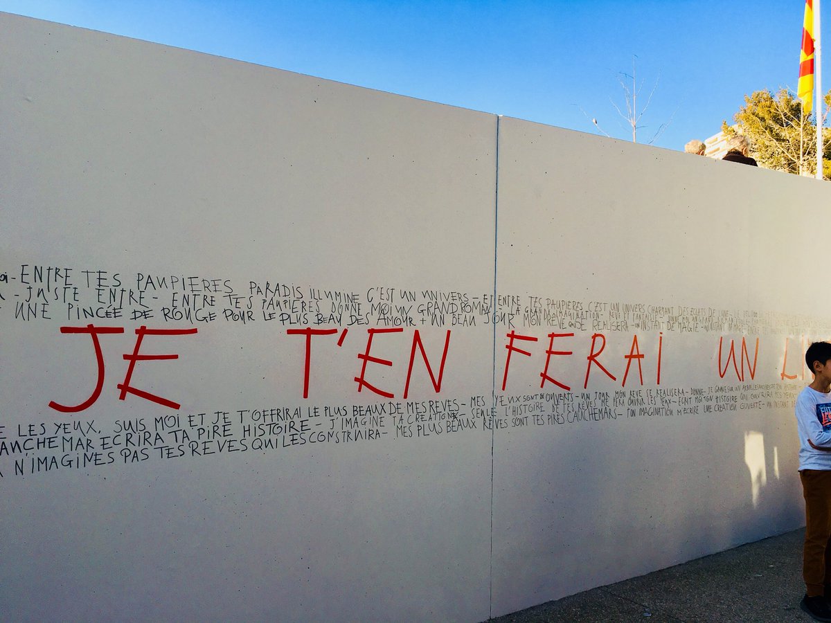 villecannes's tweet photo. 🔴 Un travail d’écriture plastique mêlant poésie et images à partir de citations et d’extraits de textes s’inscrivant pleinement dans la politique 100% #EAC initiée par @davidlisnard, visant à promouvoir la culture au sein de tous les établissements scolaires de la commune. https://t.co/rdUEqscSad