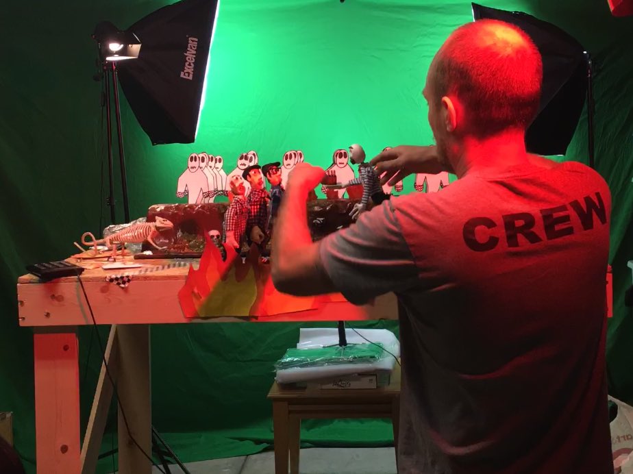 SosMotion's tweet photo. BTS pics from the test shoot! Have a great weekend and see you again next week!

If you get s chance over the weekend, please check out our Indiegogo campaign continues; now 62% funded! Here is the link:

https://t.co/1aIBro3ZUU

#stopmotion #stopmotionanimation #stopmotionvideo https://t.co/rnziwgblMQ
