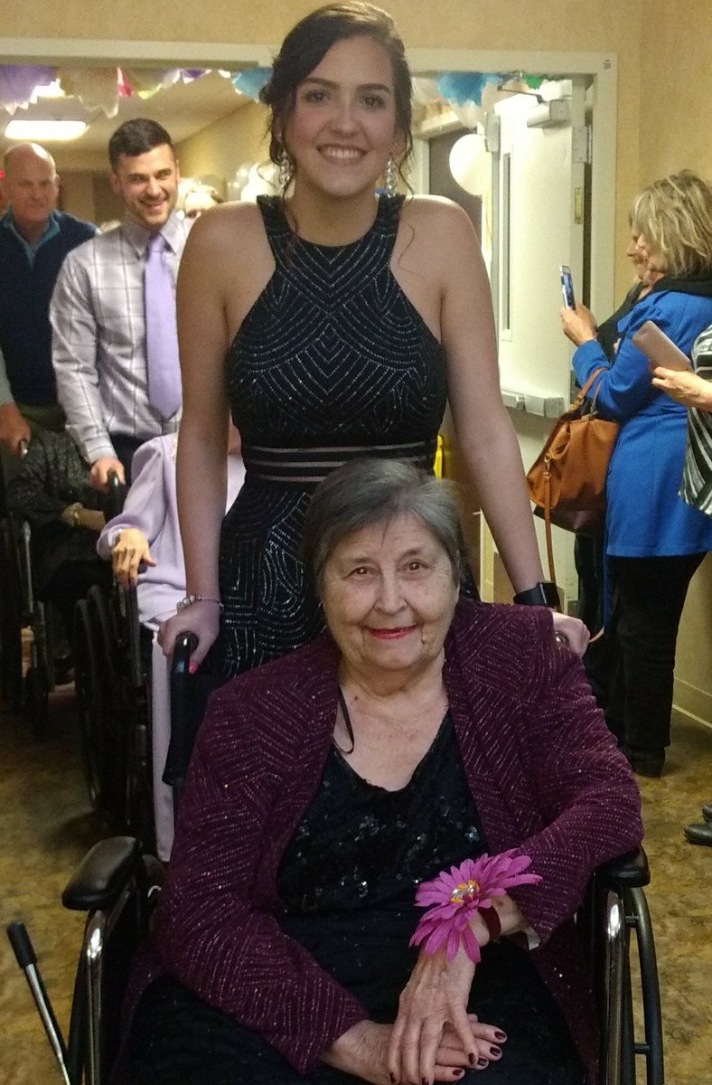 WillowsWillard's tweet photo. #Trilogyliving #familynight #willowsatwillard #connectgenerations #seniorprom2019 https://t.co/GMvwBP7w0q