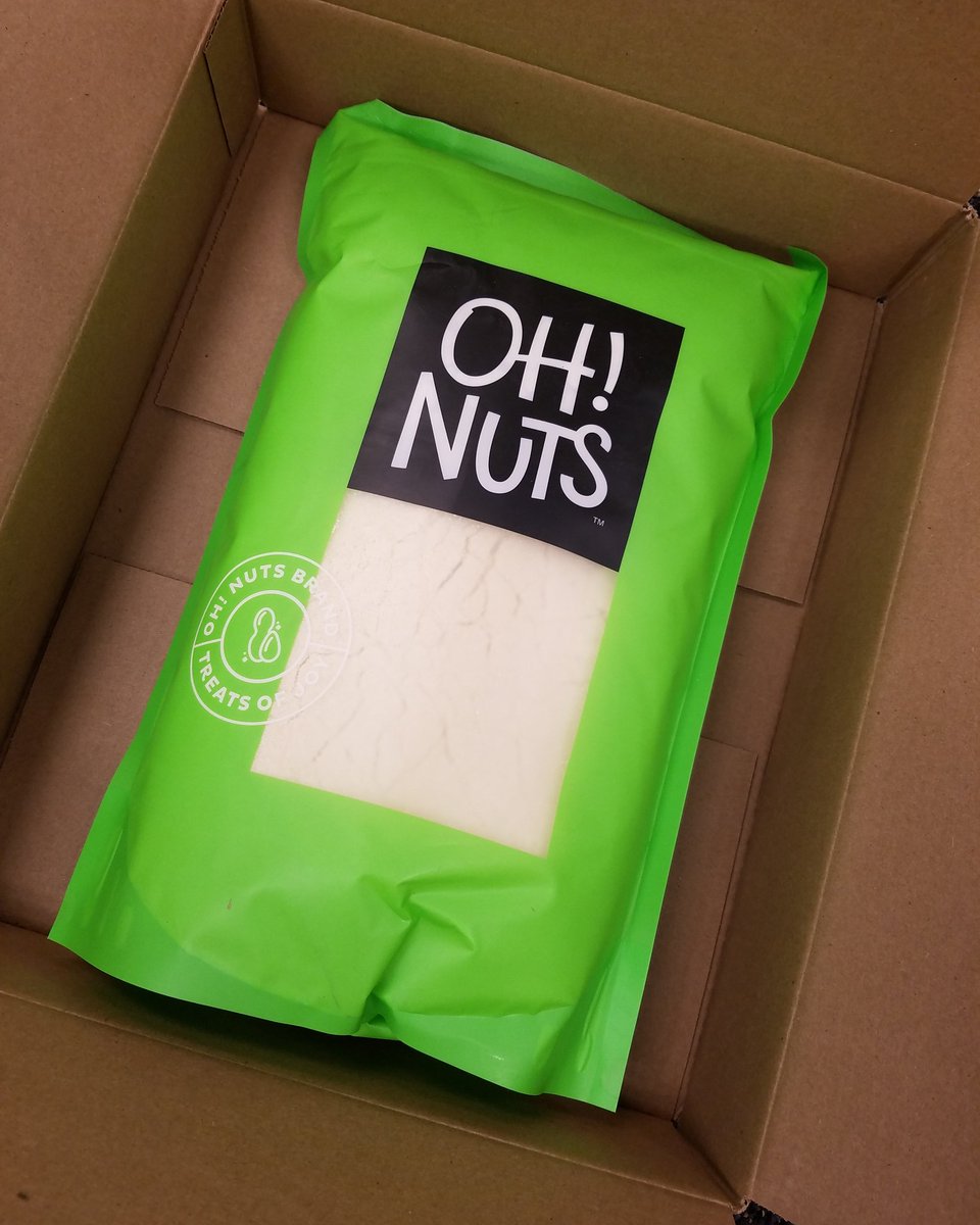 _NamasteMJ's tweet photo. OH NUTS! Im So Excited To Get This Massive Bag Of Almond Flour Shipped To Me. Maybe This Weekend I'll Try To Make Another Batch Of Macarons! Love This Green Bag.
#AlmondFlour #OhNuts #Amazon #AmazonShipment #Macarons #MacaronsHereIcome #LetsGetBaking #Baking #KitchenEssentials https://t.co/TYZSFhQ6LP