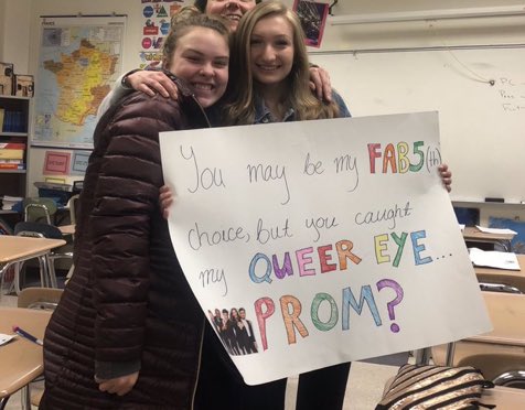 nhsjuniorprom19's tweet photo. Lisa may have been Leola's 5th choice but they'll both be number 1 on the dance floor at prom!! https://t.co/ETa4q92j6R