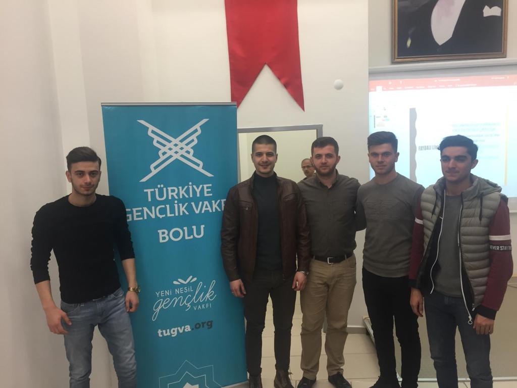 #TügvaÜniversite

Üniversite Koordinatörlüğümüzün düzenlediği "Dikey Geçiş Sistemi Nedir?" Seminerini gerçekleştirdik. Katılan tüm genç kardeşlerimize teşekkür ederiz.