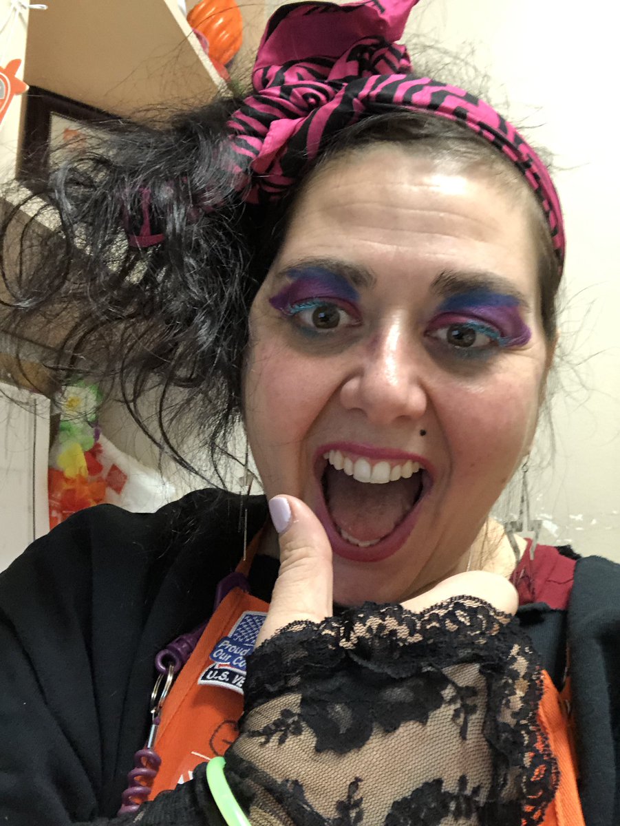 Gina_A_G's tweet photo. Success sharing 80’s style! Totally tubular! #6173Rocks https://t.co/GZ0HbvY2v1