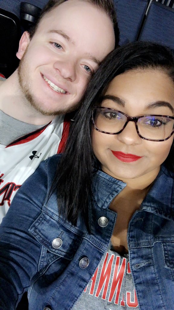 NattiBakes's tweet photo. #MARCHMADNESS #GOBEARCATS https://t.co/4gKrbTKtgz