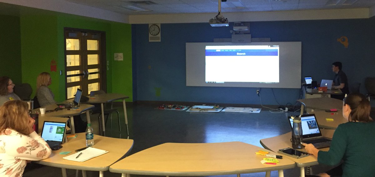 JustinAglio's tweet photo. Happening NOW: Computer Programming for the Absolute Beginner: Block-Based Coding with Scratch 3.0 w/ @TylerSamstag @cntr4creativity @AlleghenyIU3! #RemakeLearning #transformedwest #transformed https://t.co/3kciegipYc