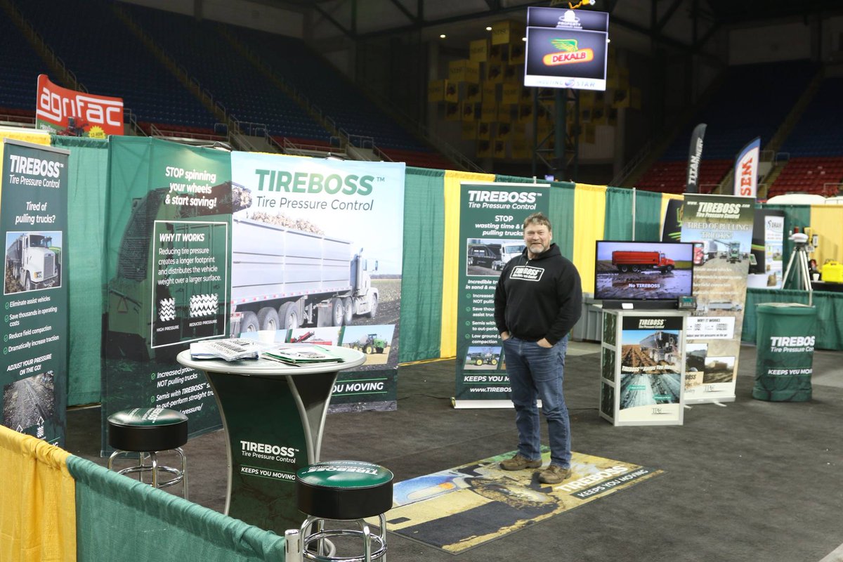 ISBIshow's tweet photo. Congrats to our 2019 exhibit award winners!

1st Place: ROPA
2nd Place: Northern Plains Track
3rd Place: @Tireboss 
4th Place: @safeTpull / Strong Box / Crop Shuttle

📸 courtesy of @sugarpub https://t.co/qi4vgty1QC