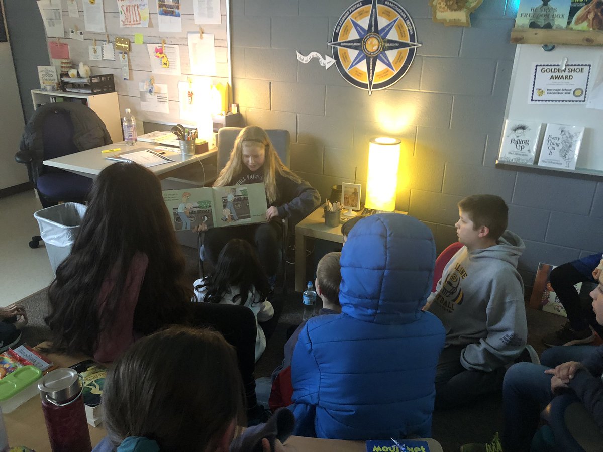 MrSpicerTweets's tweet photo. Student readers and #GeniusHour presentations today to send us into #SpringBreak2019 #HeritageLearn #SASCompass #MotivatedandSelfDirected https://t.co/y8OtxcqQbu