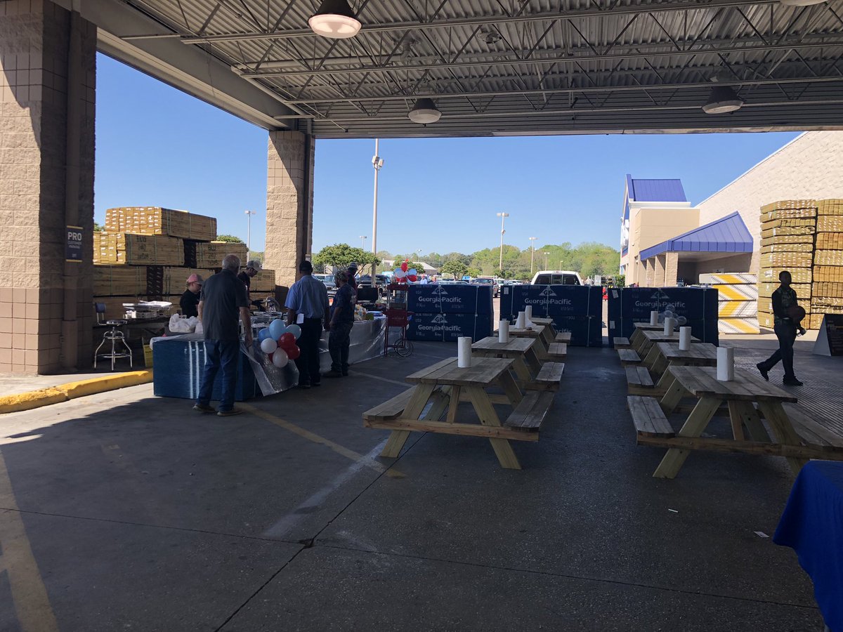 padriab1's tweet photo. Lowe’s 1599 in Mobile is ready for their Pro Event! https://t.co/w8q1tP42so
