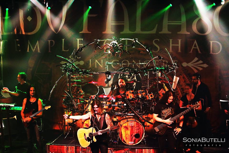 ROCKSBLOG's tweet photo. Edu Falaschi: com um dream team de músicos no show no @Opiniao https://t.co/LpRhXqL4jl Fotos: Sônia Butelli #AquilesPriester #FabioLaguna #RobertoBarros #DiogoMafra #RaphaelDafras #IuriSanson #Show #TempleofShadowsinConcert #TempleofShadows #Angra #Brasil #ABlazeProductions https://t.co/yqGbgIZgof