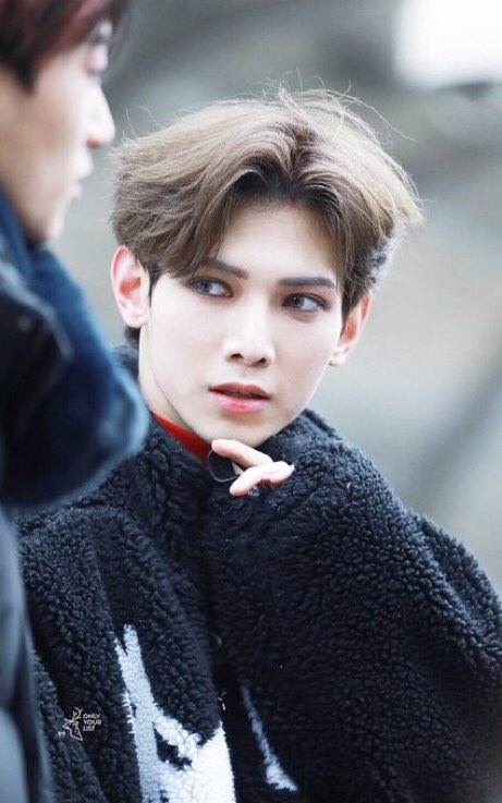yeostae's tweet photo. kpop isn’t that serious but if you EVER say anything bad about kang yeosang i will personally chop off ur fingers and offer them to yeo on a PLATTER https://t.co/eeYIENpJEh