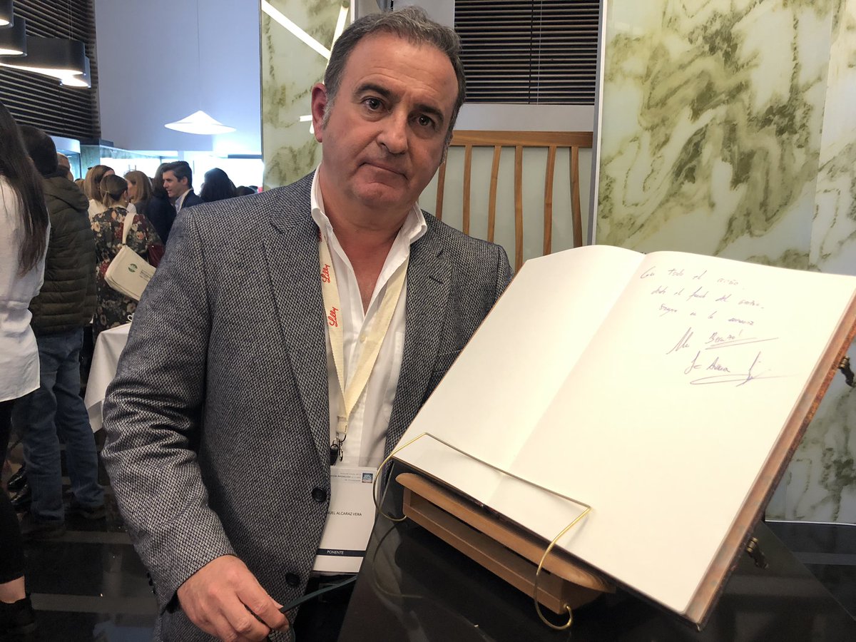 AEDVAndalucia's tweet photo. #LoQueTuPielMeCuenta | 

🖋 Disponible el libro de condolencias 
Órbitas rio. Dr. Jose Antonio Rodríguez Murillo. @dermalcaraz será el responsable del acto de semblanza. https://t.co/ICdEK7SU9y