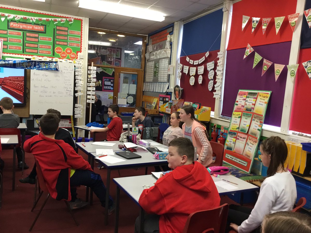 Penl561's tweet image. Year 5/6 have been learning about democracy in the UK. We even have our own Madam Speaker keeping order in a class debate. She did a great job and was very fair. #ppspv @PenllergaerP #ppshw