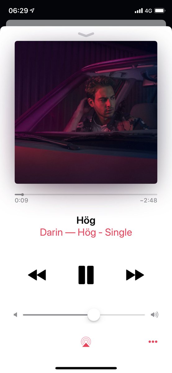 Emil_Co's tweet photo. Köpte den imorse 06:29, på vägen till jobbet 😅 Bra låt mannen! Hälsn. /Emil @DarinOfficial https://t.co/y8dwHRKoV5