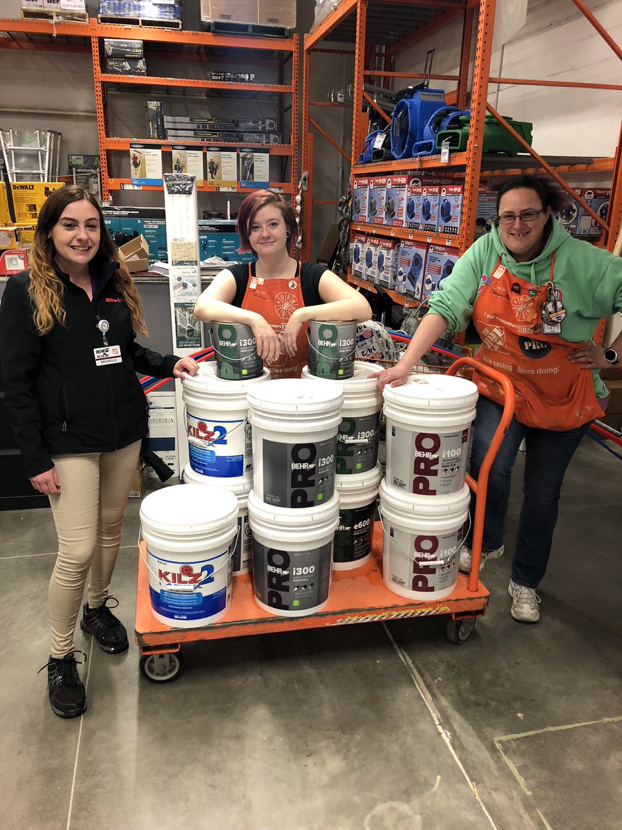 Tristen and Stephanie are kilz’in this pro sale in store 8923!! Thank you ladies ! #PROAppreciation2019 <a href="/hd8923/">Syamsul Hadi</a> <a href="/sean_akerley/">Sean Akerley</a> <a href="/yankeefan1551/">Matt Canty</a> @ziegler_seth <a href="/tris/">Tristan Horn</a>