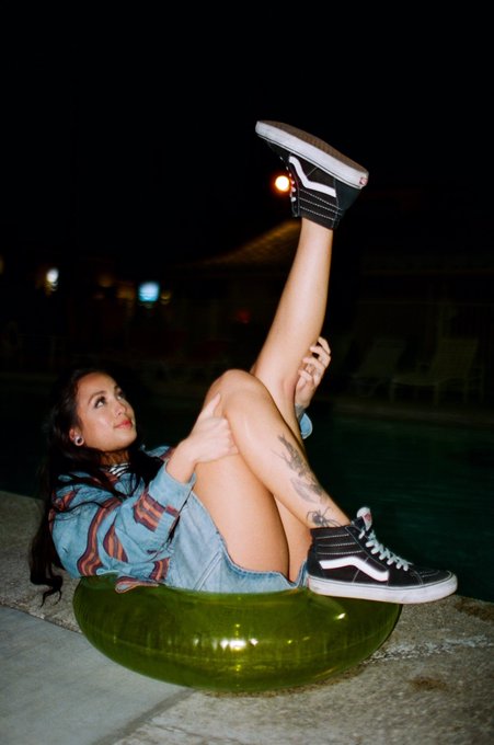 Self control makes me so wet💦 https://t.co/IYW780x71l