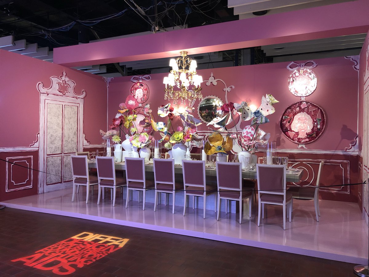 WPWoods's tweet photo. Love ๐ @Benjamin_Moore #patrickmele #dbd2019 #addesignshow https://t.co/xt0jS7XRKw