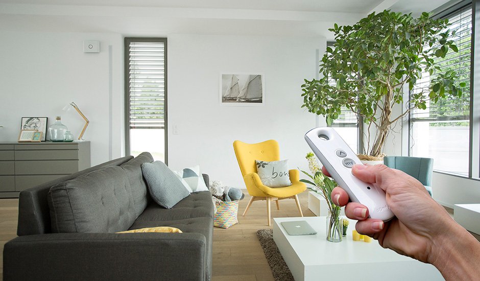 BudgetBlindsSPN's tweet photo. Motorized window treatments eliminate the need for dangling cords so they are kid-friendly and pet-safe. #BudgetBlindsofSpokane #Spokane #Washington https://t.co/34AkB91Qf6