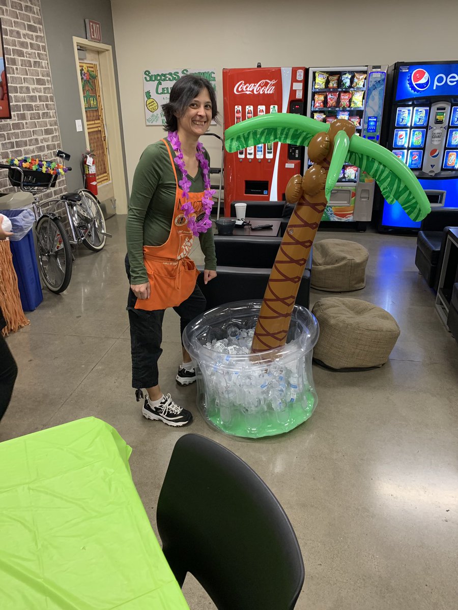 kopp_pete's tweet photo. Success sharing 453 style. #D287Biggerfasterstronger #the453 #SuccessSharing @rebekahbunn5 @cllewallen @DHRM_mjackson @J9Benitez23 @craigp0453 https://t.co/DUOOvxwyJ1