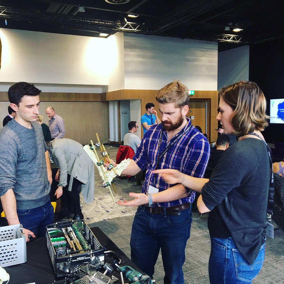 bota_uk's tweet photo. A great day at the @asitofficial conference teaching how to apply External fixators at the Orthopaedic pre-conference course! 

#BOTA
#ASIT2019 
#futureorthopaedicsurgeons https://t.co/51f0K8zimQ