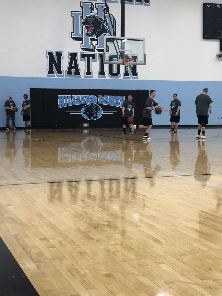 TriangularProc1's tweet image. Warm up time! #SpecialOlympics