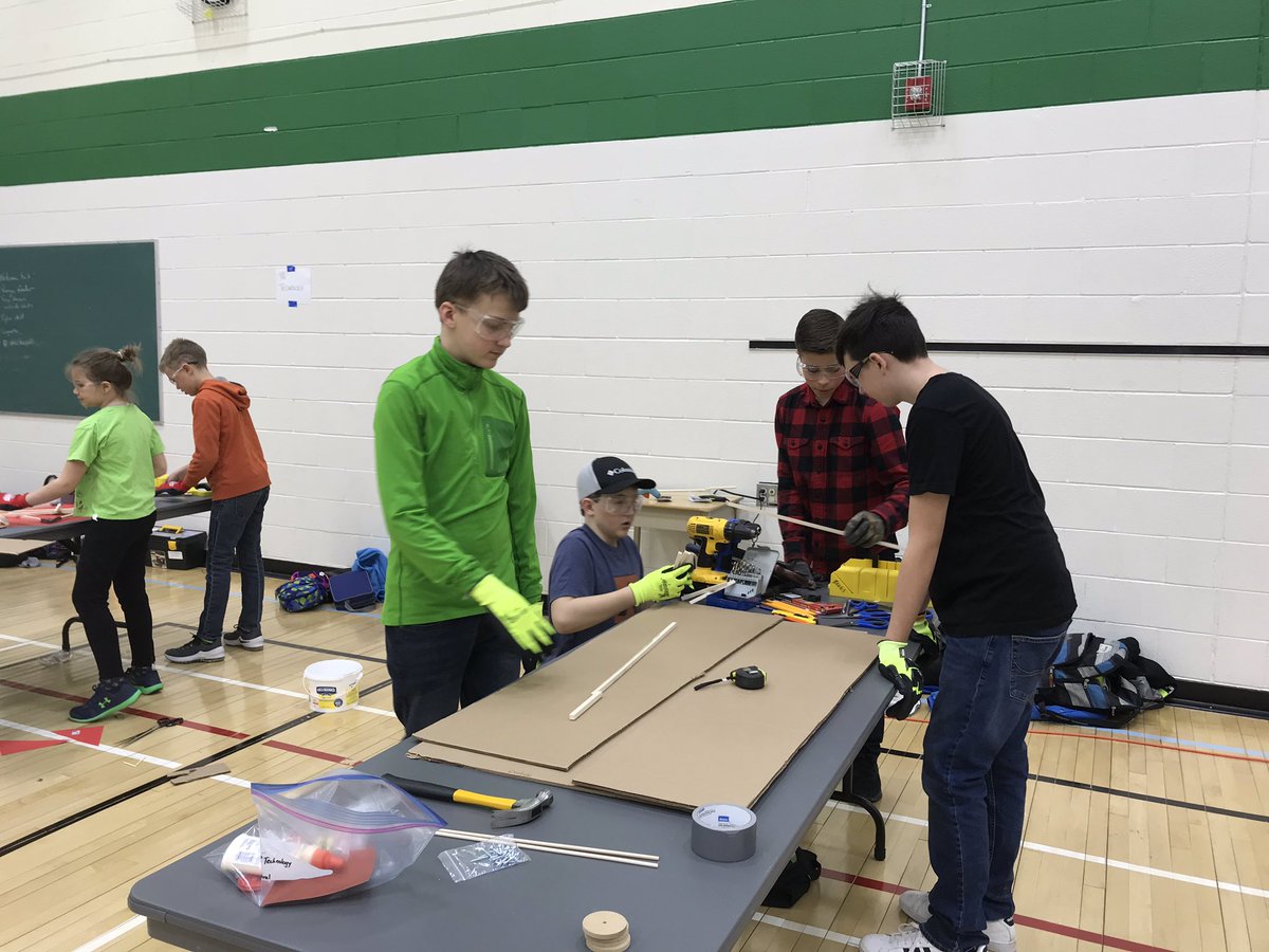 TLDSB_Pathways's tweet photo. #Technology #BuildARampAndCar #BestInTLDSB #SkilledLife @centralsenior @JDHodgsonES @KPMansonps @monckps https://t.co/O9dAJW7UWt