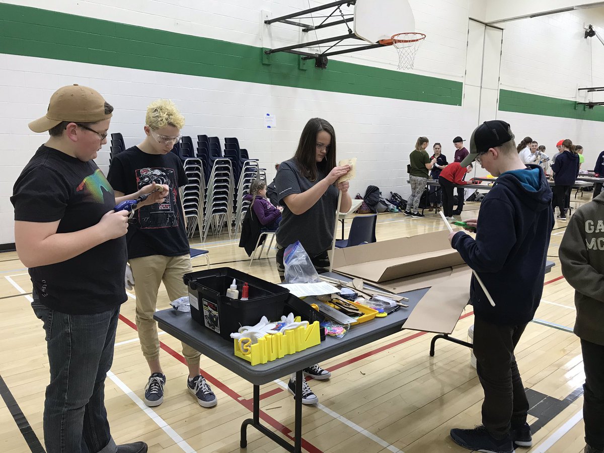 TLDSB_Pathways's tweet photo. #Technology #BuildARampAndCar #BestInTLDSB #SkilledLife @centralsenior @JDHodgsonES @KPMansonps @monckps https://t.co/O9dAJW7UWt