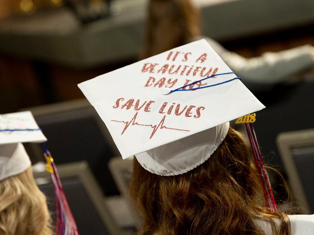 joyceuniversity's tweet photo. self·less - adjective - concerned more with the needs and wishes of others than with one's own; unselfish. Nurses everywhere are incredible selfless people. We love it when a message like this is shared from our own students and graduates ❤️ https://t.co/aKrkosq1cJ