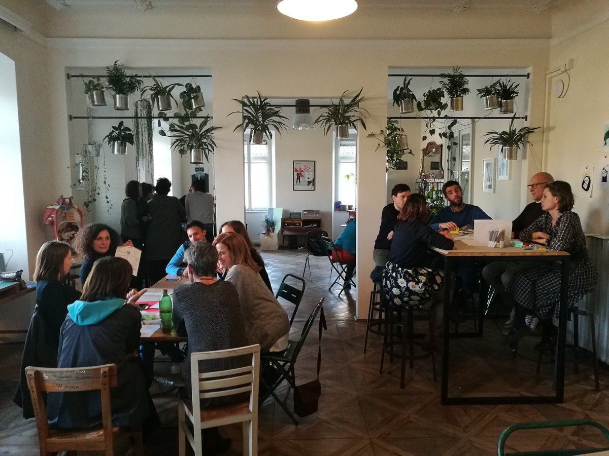 ileana_toscano's tweet photo. Fruitful and funny design thinking workshop on urban food, organized by @Kallipolis1 during #Culturalhackathon in @ComunediTrieste. The event is the final activity of #Laru Laboratory of Urban Regeneration funded by @regioneFVGit with the collaboration of @creaativa https://t.co/iOBgdIh1VI