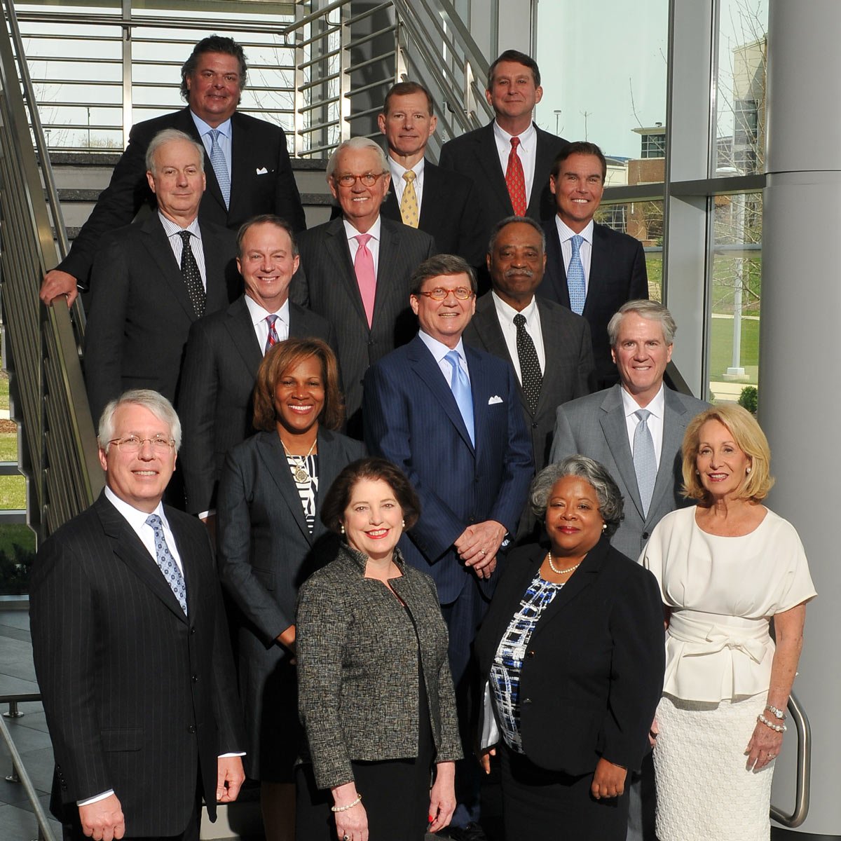 UASystem's tweet photo. The UA System has more than 400,000 living alumni and over 45,000 employees. Follow the link to see the other ways the #UASystem impacts Alabama. https://t.co/LrIcGOZcjv https://t.co/yAWcJCjta7