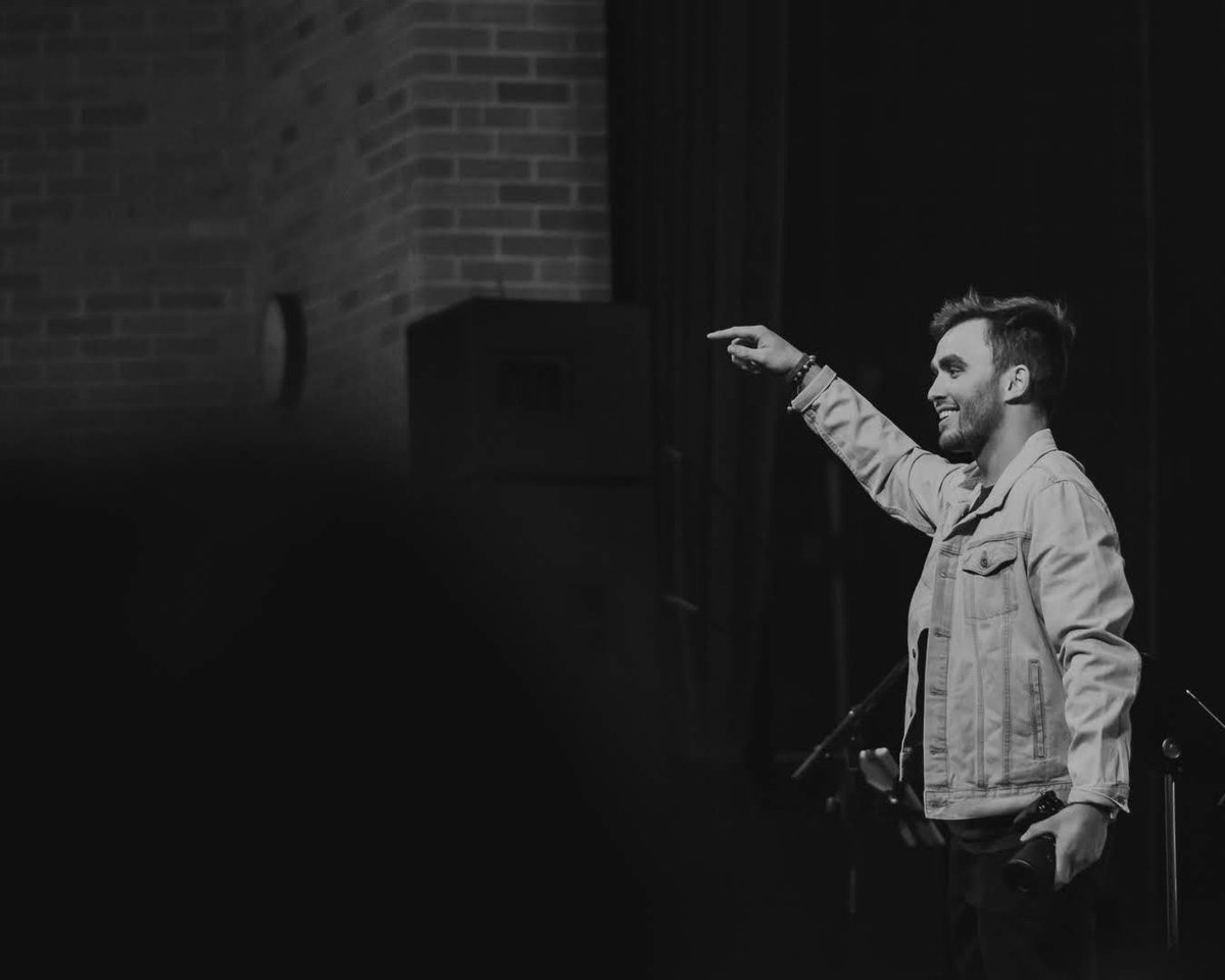 // ⏪ // 
Surely we aren’t the only ones that want to press rewind to last Friday night?!? 

📷: Reese Osborne Photography &amp; Videography