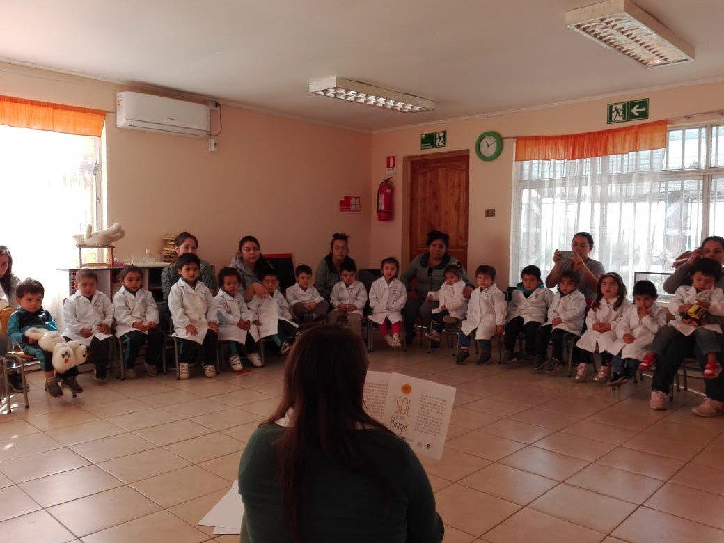 ExploraMaule's tweet image. #Longaví: Mini Astrónomos y Astrónomas del Jardín Infantil Mundo de Niños, se preparan para observar #Eclipses, construyendo #AstroBox en el #DíaDeLaAstronomíaenMiColegio de #ExploraMaule @UTalca @DiaAstronomiaCL