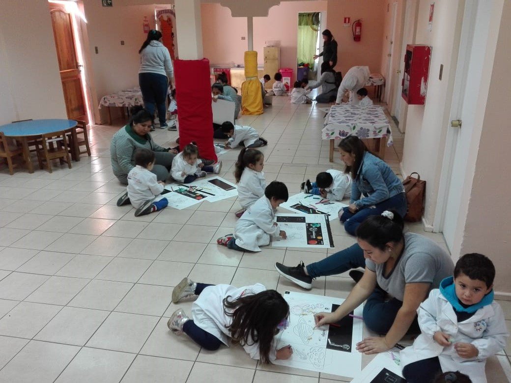 ExploraMaule's tweet image. #Longaví: Mini Astrónomos y Astrónomas del Jardín Infantil Mundo de Niños, se preparan para observar #Eclipses, construyendo #AstroBox en el #DíaDeLaAstronomíaenMiColegio de #ExploraMaule @UTalca @DiaAstronomiaCL