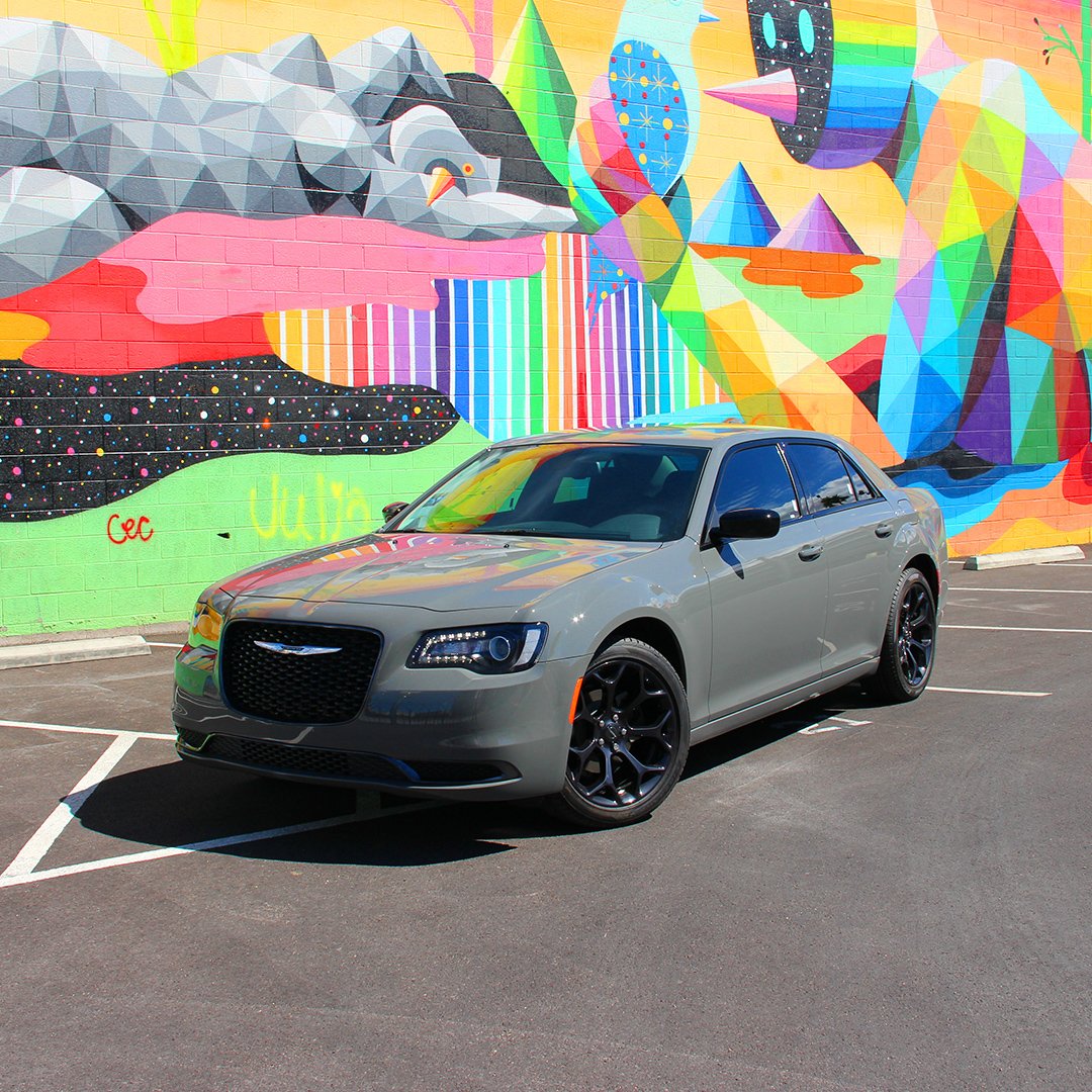 🧐 First Look Friday at Chapman Las Vegas 🧐

2019 Chrysler 300 Touring Edition

lasvegasdodge.com/detail/new/201…

Blacktop Package, 8.4" Touch Screen Display

Call and schedule a test drive today 702-457-1061

#SaveOnEastSahara #LasVegas #Chrysler300 #ChapmanJourney #Weekend #DTLV
