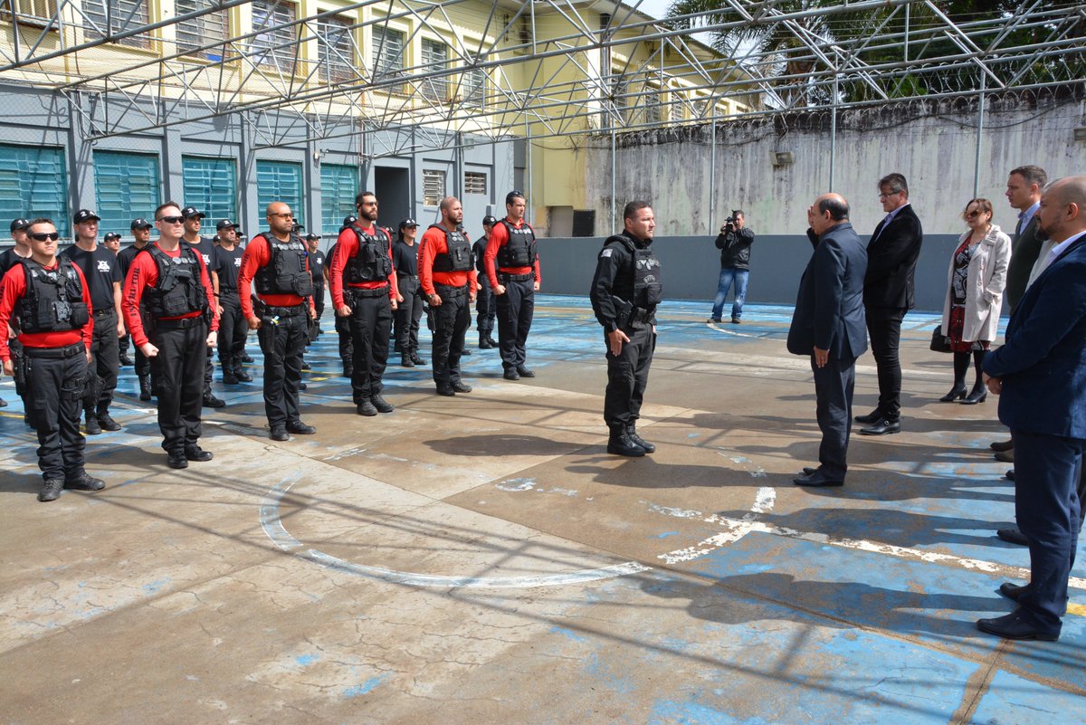 Secretário da Segurança visita maior complexo penitenciário do Estado  -seguranca.pr.gov.br/modules/notici…