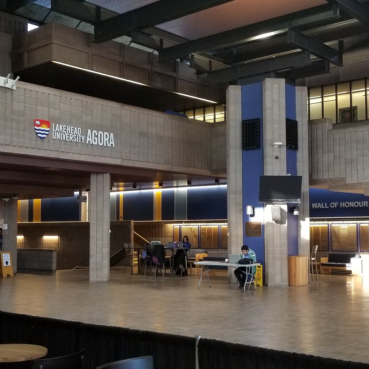 QueensBTech's tweet image. Queen's Mining spent two productive days on the #lakeheaduniversity #thunderbay campus promoting our new Certificate in Mining Technologies (CMT) program. Check it out: mine.queensu.ca/online/